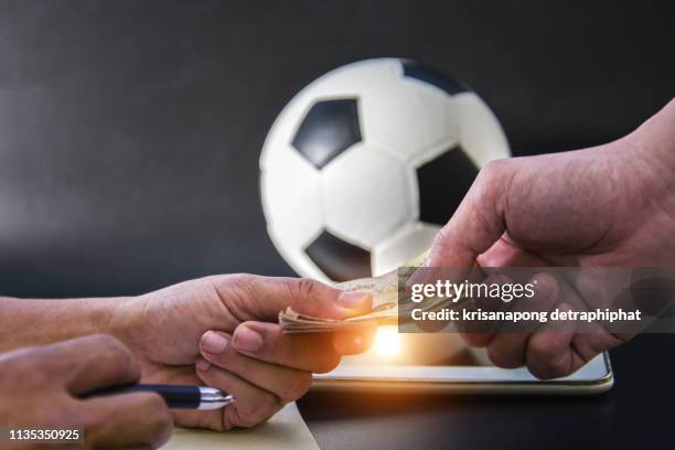 football betting,football gambling - aposta - fotografias e filmes do acervo