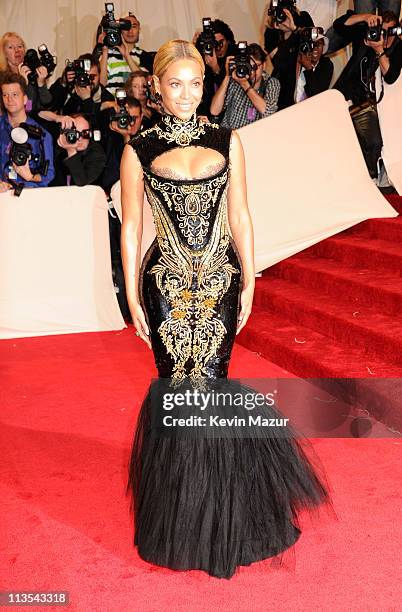 Beyonce attends the "Alexander McQueen: Savage Beauty" Costume Institute Gala at The Metropolitan Museum of Art on May 2, 2011 in New York City.