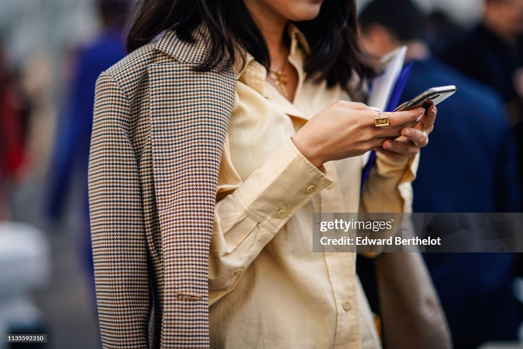 Street Style - Paris Fashion Week Womenswear Fall/Winter 2019/2020 : Day Four