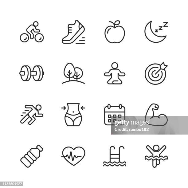 ilustraciones, imágenes clip art, dibujos animados e iconos de stock de iconos de línea fitness y entrenamiento. trazo editable. pixel perfect. para móvil y web. contiene iconos como correr, nadar, hacer ejercicio, gimnasio, dieta. - healthy lifestyle