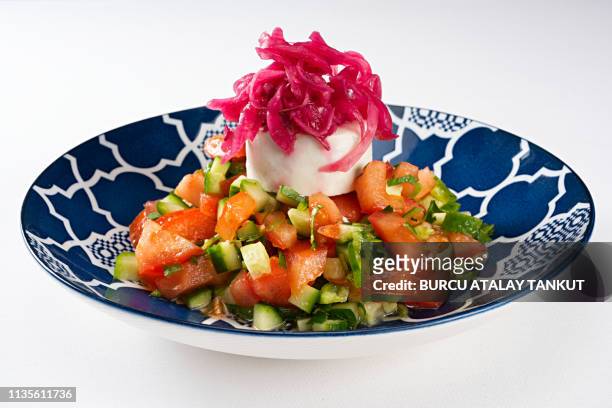 fresh tomato salad with goat cheese - greek food imagens e fotografias de stock