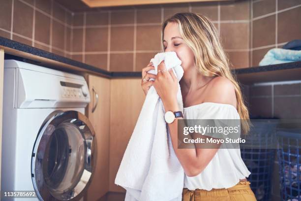 there's something therapeutic about fresh laundry - fabric softener stock pictures, royalty-free photos & images