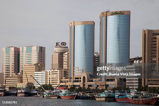 dhow on dubai creek - pakistan skyline stock pictures, royalty-free photos & images