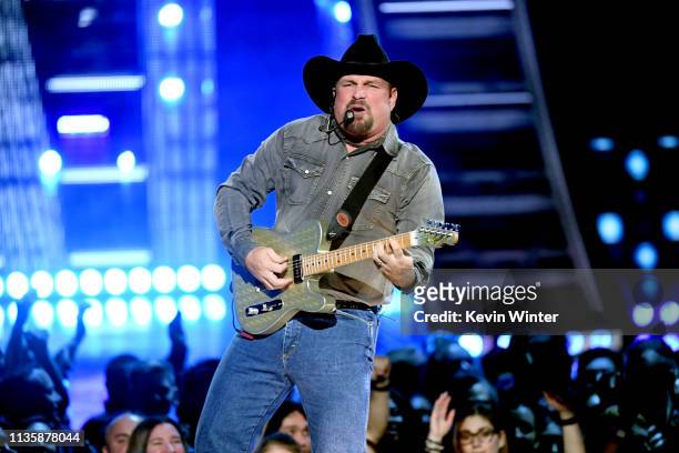 Garth Brooks performs on stage at the 2019 iHeartRadio Music Awards which broadcasted live on FOX at the Microsoft Theater on March 14, 2019 in Los...