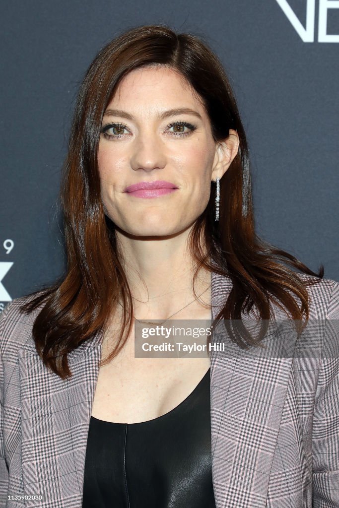 Jennifer Carpenter attends the premiere of "Fosse/Verdon" at the