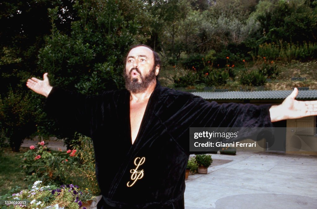 Luciano Pavarotti At Home