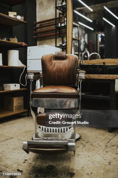 barber shop - retro hair salon stock pictures, royalty-free photos & images