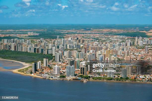 aracaju, hauptstadt des bundesstaates sergipe - sergipe stock-fotos und bilder