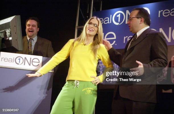 RealNetworks VP Dave Richards, Lava/Atlantic recording artist Willa Ford and Realnetworks chairman&CEO Rob Glaser at RealOne launch