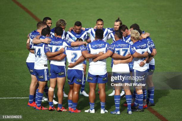 The Bulldogs observe a moments silence for the victims of the Christchurch mosque shootings during the round 1 NRL match between the New Zealand...