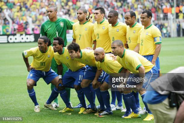 Team BRAZIL during the round of 16 world cup match between Brazil and Ghana at Signal Iduna Park, Dortmund, Germany, on June 27th 2006.