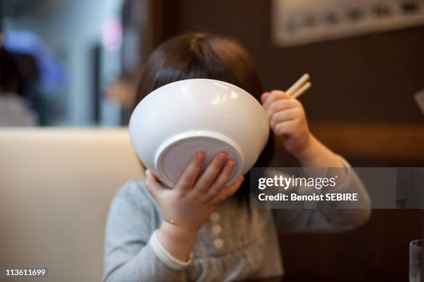 ramen - eetstokje stockfoto's en -beelden