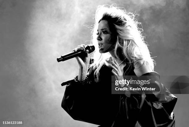 Halsey performs onstage at the 2019 iHeartRadio Music Awards which broadcasted live on FOX at Microsoft Theater on March 14, 2019 in Los Angeles,...