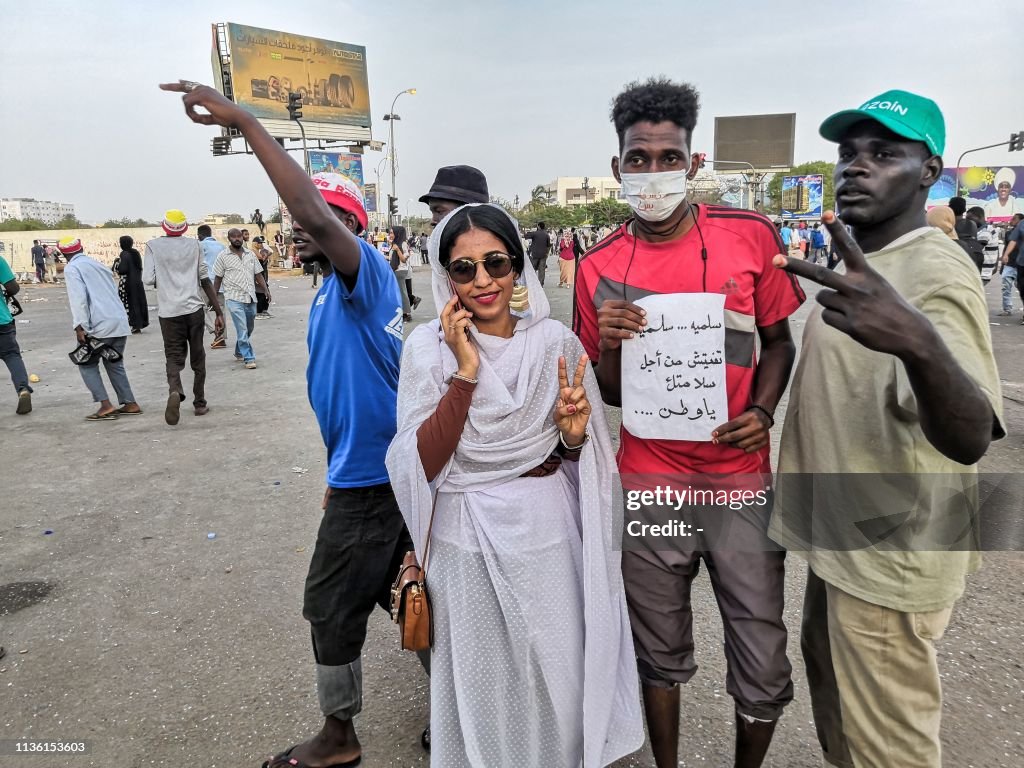 SUDAN-UNREST-DEMO