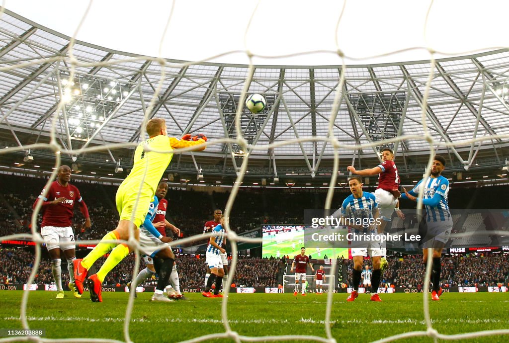 West Ham United v Huddersfield Town - Premier League