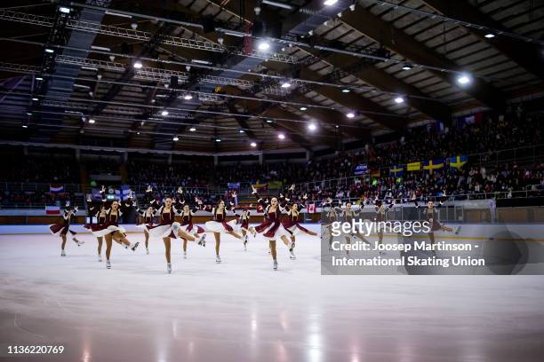 Team Hot Shivers Junior of Italy perform in the Free Skating during day two of the ISU World Junior Synchronized Skating Championships Neuchatel at...