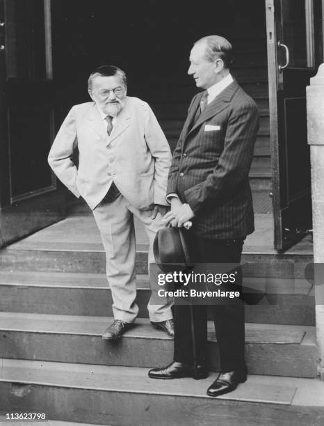 Charles Steinmetz with Guglielmo Marconi , early twentieth century. Steinmetz was a mathematician and electrical engineer who revolutionized...