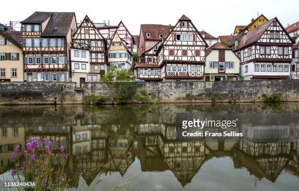 half-timbered houses reflected, schwäbisch hall, germany - schwabisch hall stock pictures, royalty-free photos & images