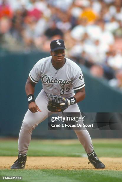Frank Thomas Baseball Player Photos and Premium High Res Pictures