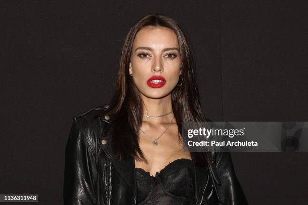 Meri Model 19 Meri Gulin Stock Photos, High-Res Pictures, and Images - Getty Images