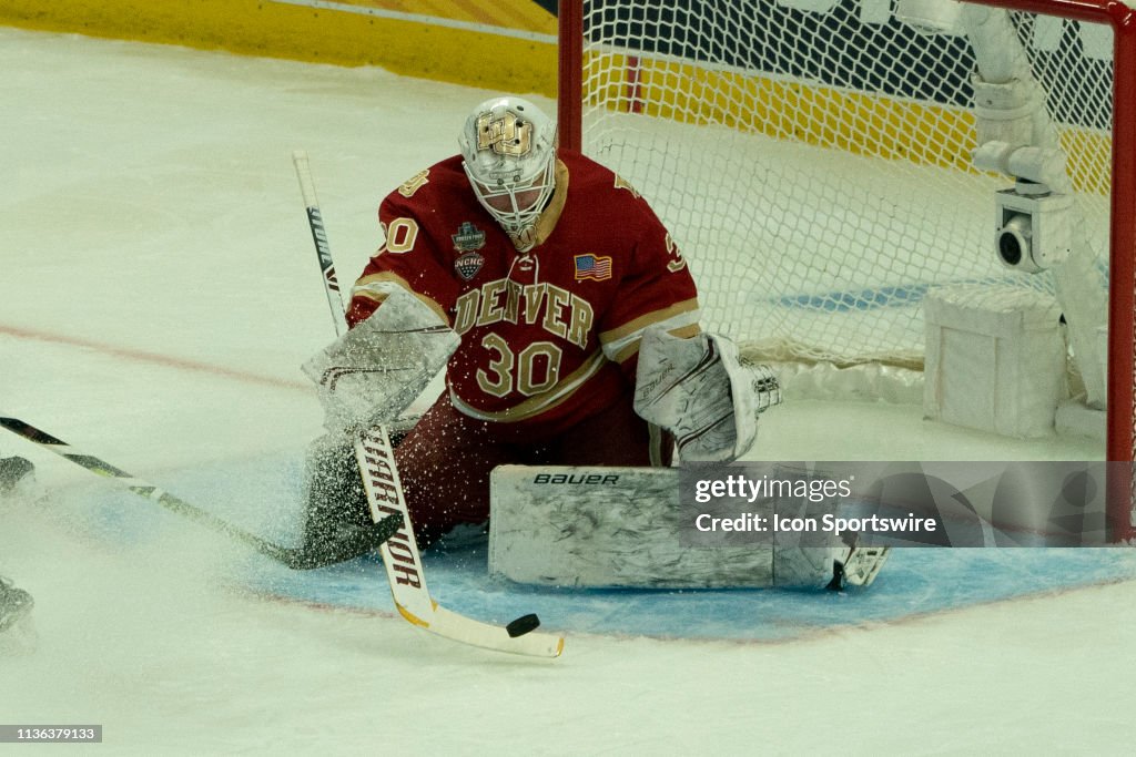 NCAA HOCKEY: APR 11 Div I Men's Frozen Four - Massachusetts v Denver