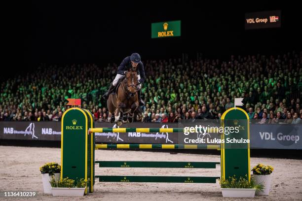 Henrik von Eckermann rides Toveks Mary Lou for the 1st place during the The Dutch Masters: Rolex Grand Slam of Showjumping at Brabanthallen on March...