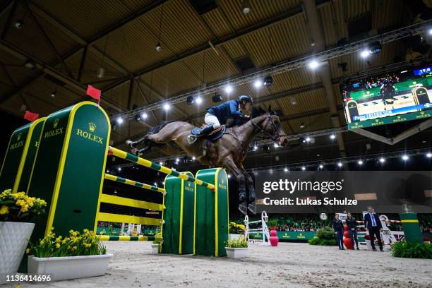 Peder Fredericson rides H&M Christian K for the 3nd place during the The Dutch Masters: Rolex Grand Slam of Showjumping at Brabanthallen on March 17,...