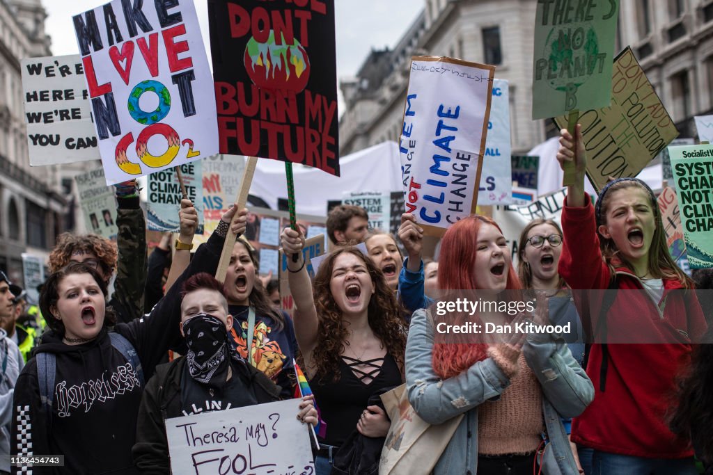 YouthStrike4Climate Takes Place Across The UK