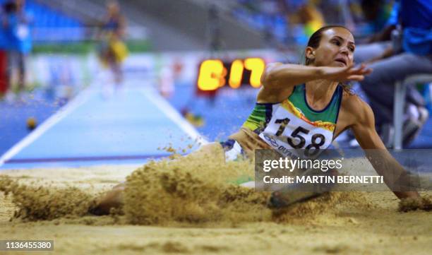 Brazilian Maurren Maggi competes in women long jump in the XV Pan American Games 2007 in Rio de Janeiro, Brazil, 25 July 2007. AFP PHOTO/MARTIN...