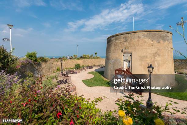 the wish tower and gardens, eastbourne, east sussex, uk - martello tower stockfoto's en -beelden