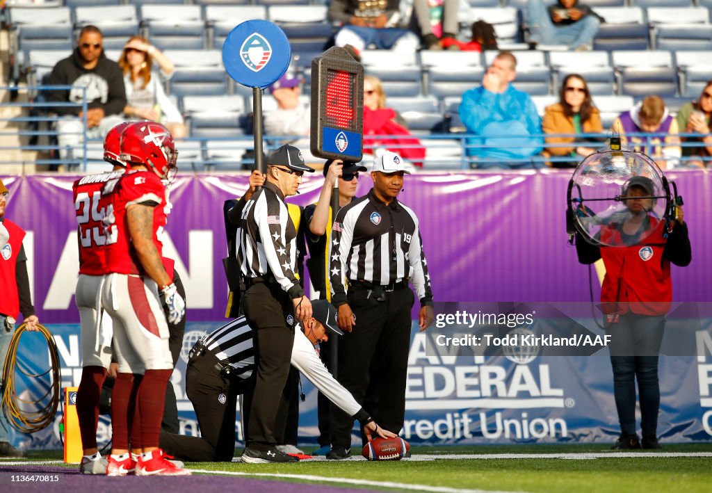 San Antonio Commanders v Atlanta Legends