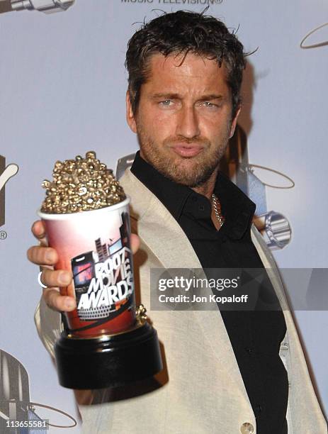 Gerard Butler, winner Best Fight for "300" during 2007 MTV Movie Awards - Press Room at Gibson Amphitheater in Los Angeles, California, United States.