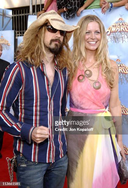 Rob Zombie and Sheri Moon during 2005 MTV Movie Awards - Arrivals at Shrine Auditorium in Los Angeles, California, United States.