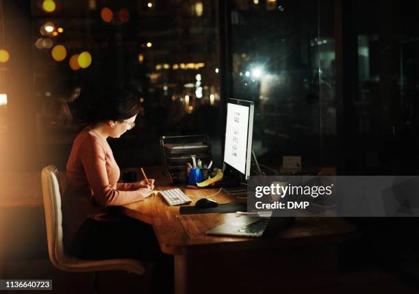 note to self: never give up - sticky-notes-covering-computer-monitor stock pictures, royalty-free photos & images