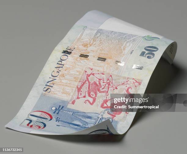 20 Sgd Note 41 50 Singapore She Dollar Banknote Stock Photos, High-Res Pictures ...
