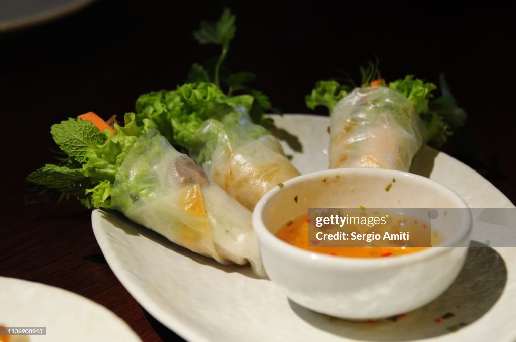 Summer rolls with chilli sauce