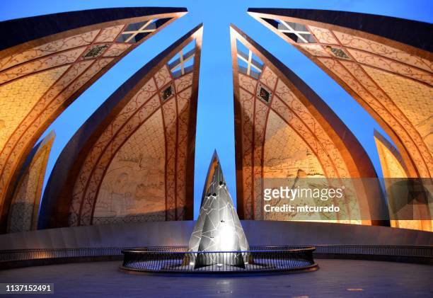 pakistan monument-islamabad, pakistan - pakistan monument stock pictures, royalty-free photos & images