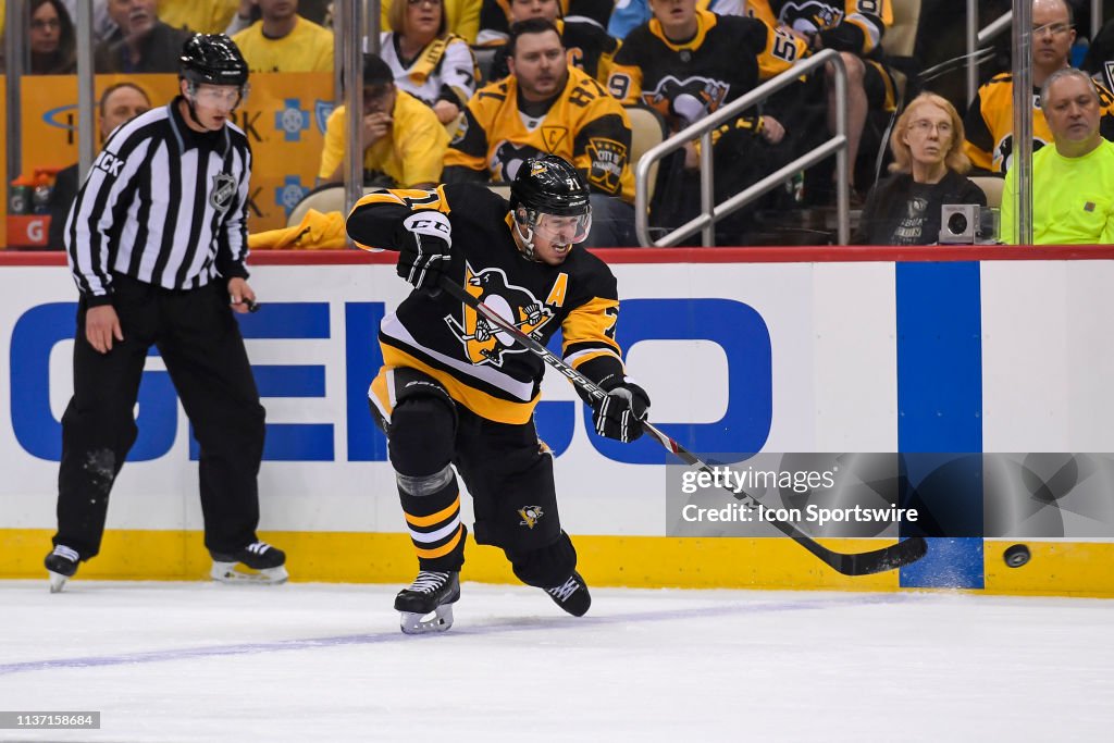 NHL: APR 14 Stanley Cup Playoffs First Round - Islanders at Penguins