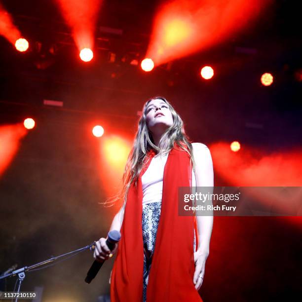 Maggie Rogers performs at Gobi Tent during the 2019 Coachella Valley Music And Arts Festival on April 13, 2019 in Indio, California.