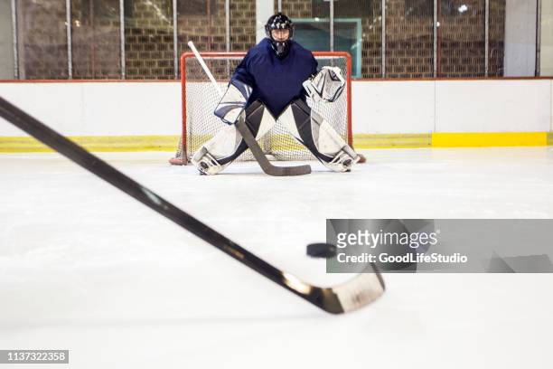 ice hockey - hockey rink stock pictures, royalty-free photos & images