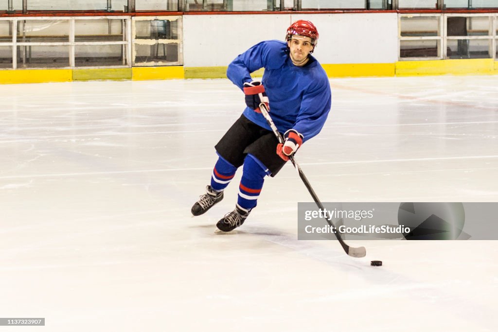 Ice hockey player