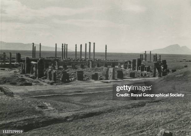 George Rendel Colum Sands Photos and Premium High Res Pictures - Getty Images