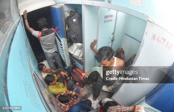 Pushpak Rath Pushpak Photos and Premium High Res Pictures - Getty Images