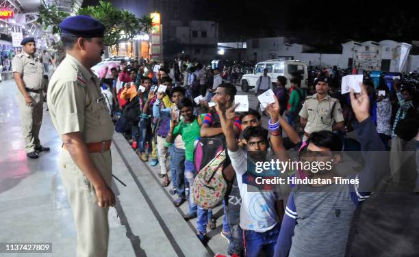 Pushpak Rath Pushpak Photos and Premium High Res Pictures - Getty Images