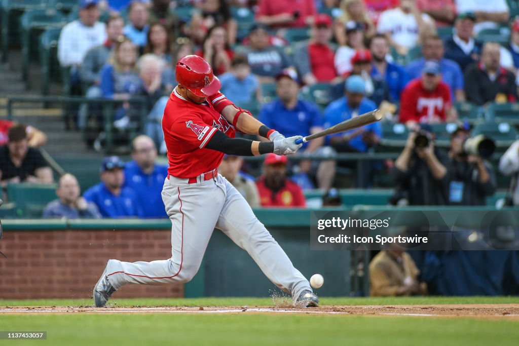 MLB: APR 15 Angels at Rangers