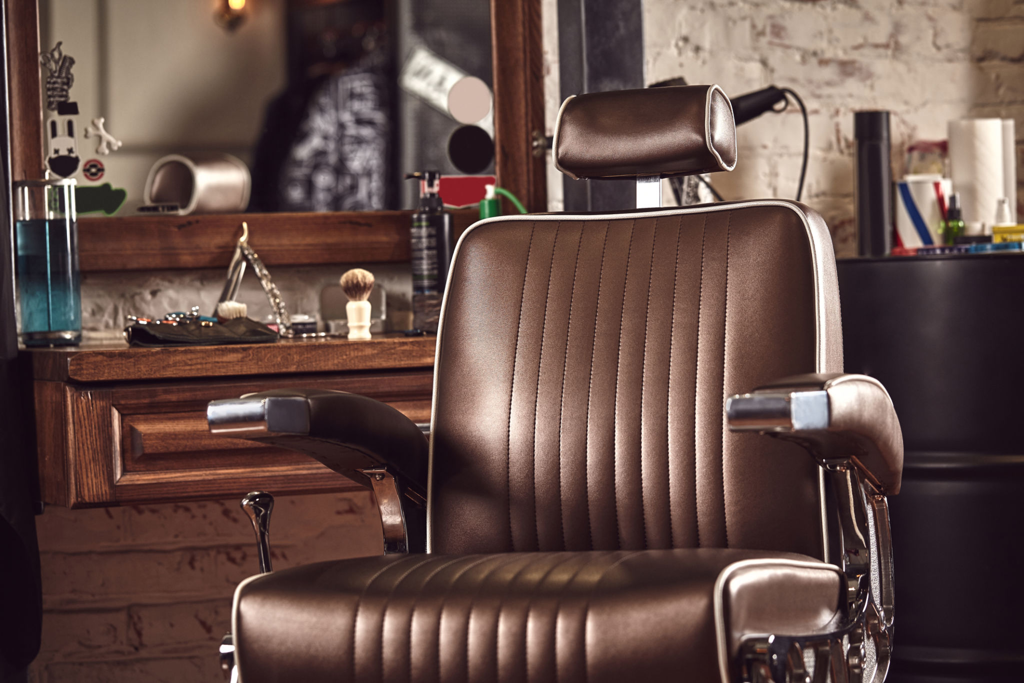 barber relaxing atmosphere