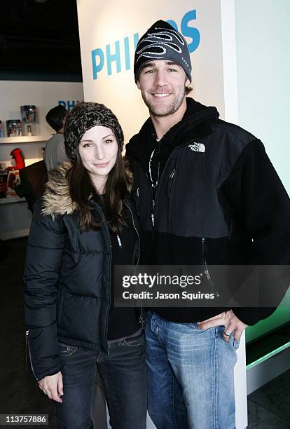 Heather McComb and James Van Der Beek at Philips during 2006 Park City - Philips Lounge at Village at the Lift - Day 2 at Village at the Lift in Park...