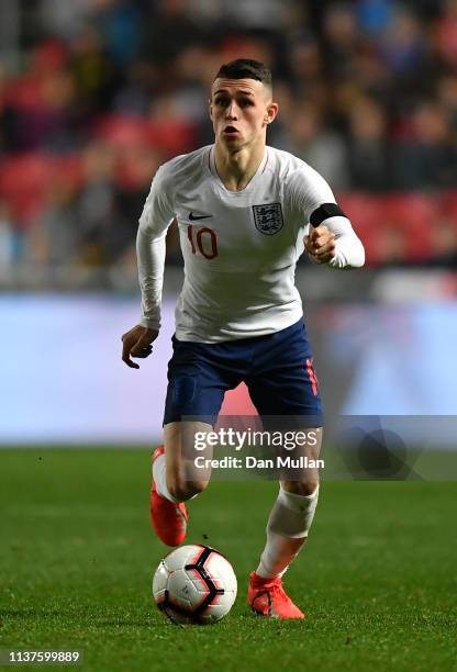 Phil Foden of England controls the ball during the International Friendly match between England U21 and Poland U21 at Ashton Gate on March 21, 2019...