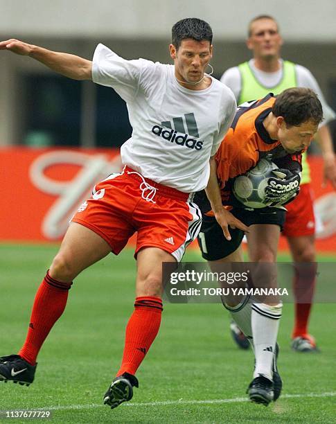 Craig Forrest 34 Canada Goalkeeper Craig Forrest Stock Photos, High-Res Pictures, and ...