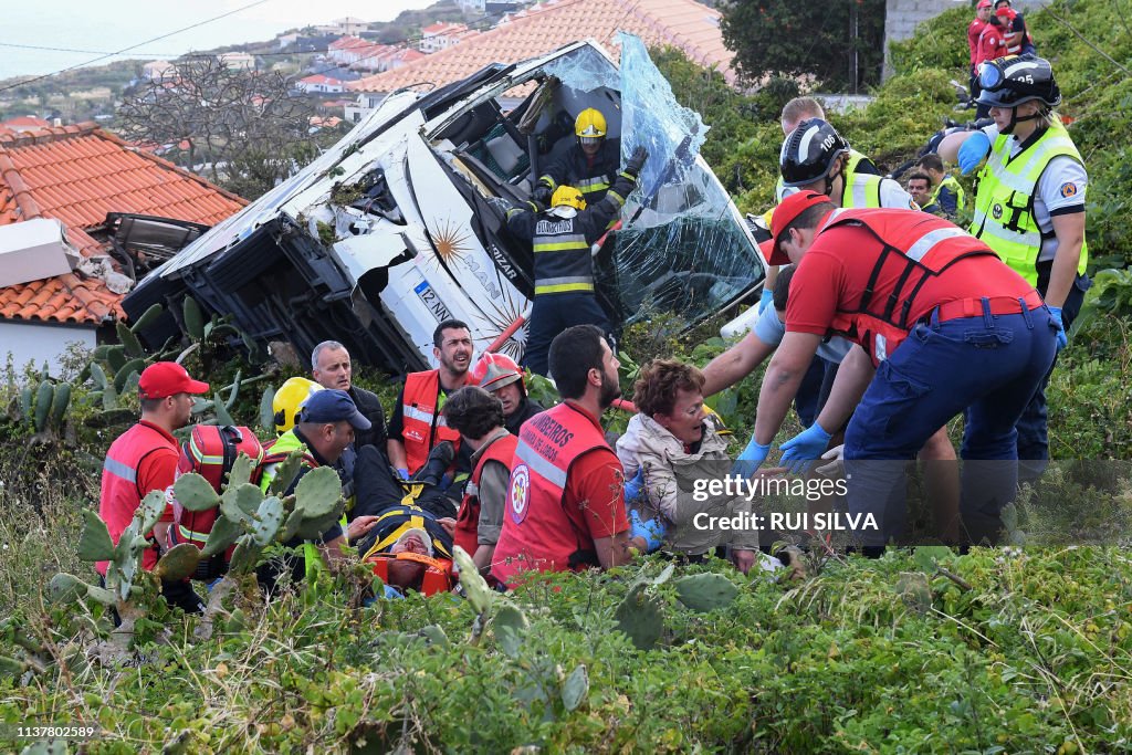 TOPSHOT-PORTUGAL-ACCIDENT-TOURIST-BUS